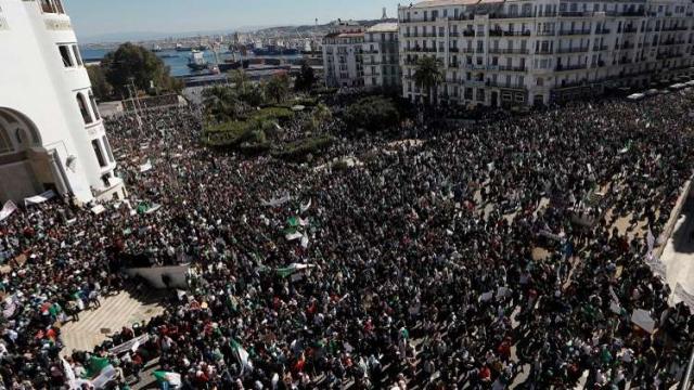 مسيرات في الجزائر 