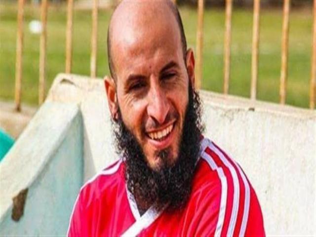 حمادة السيد لاعب كرة القدم بفريق أسوان