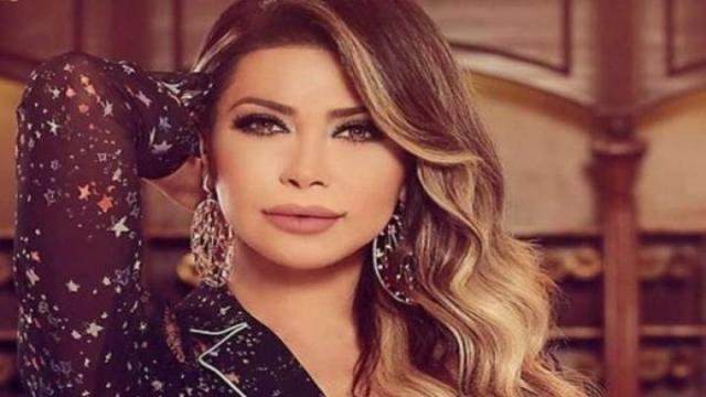 الفنانة اللبنانية نوال الزغبى