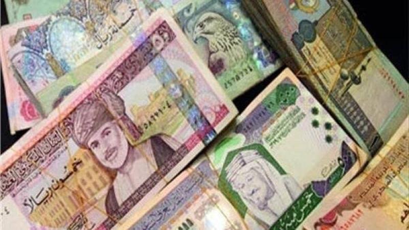 أسعار العملات العربية في مصر اليوم السبت 15-4-2023